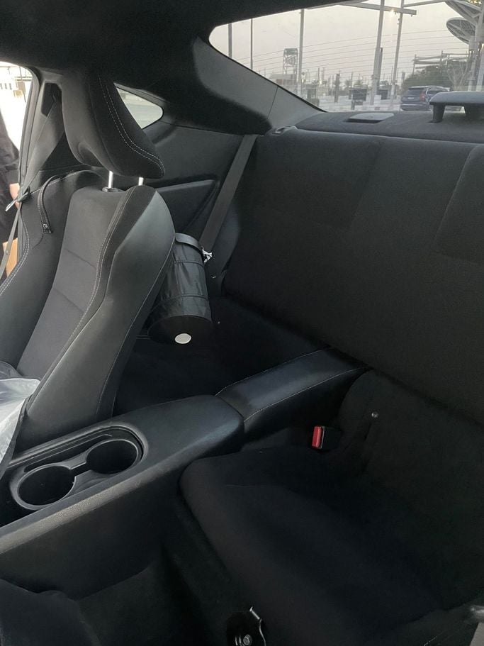 Used Toyota GT86 I Facelift, 2.0 l, 2019 in Dubai, Silver color. GCC Specs | AUTO.AE