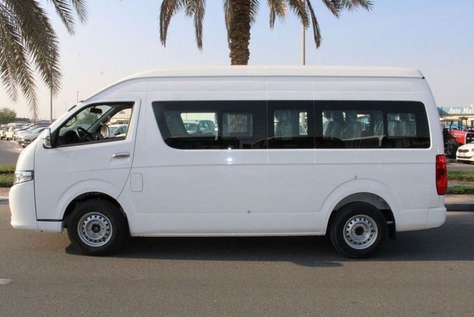 New Toyota HiAce H200 Facelift, 3.0 l, 2022 in Dubai by Mohamed Hakim Motors, White color. Other | AUTO.AE