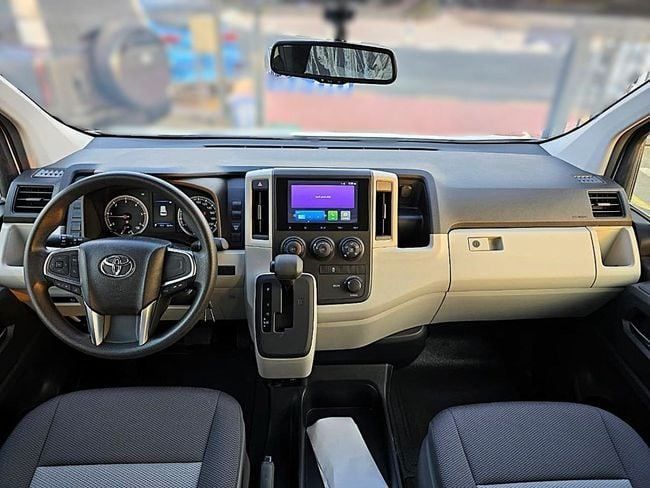 Новый Toyota HiAce H300, 2.8 л, 2025 в Дубае от Soltan Auto Белый цвет. Other | AUTO.AE