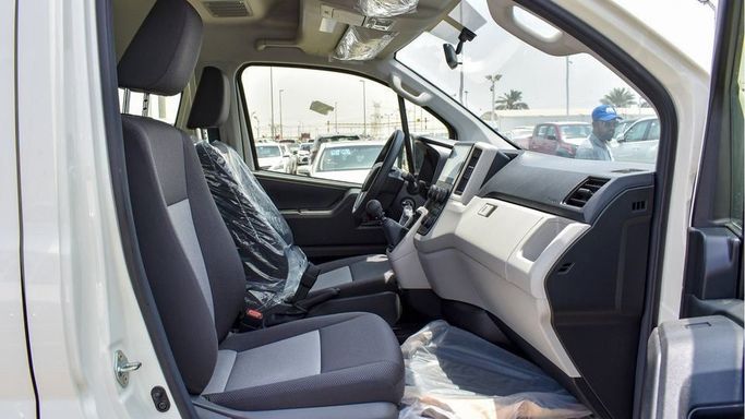 Новый Toyota HiAce H300, 3.5 л, 2024 в Дубае от Najem Motors Белый цвет. GCC | AUTO.AE