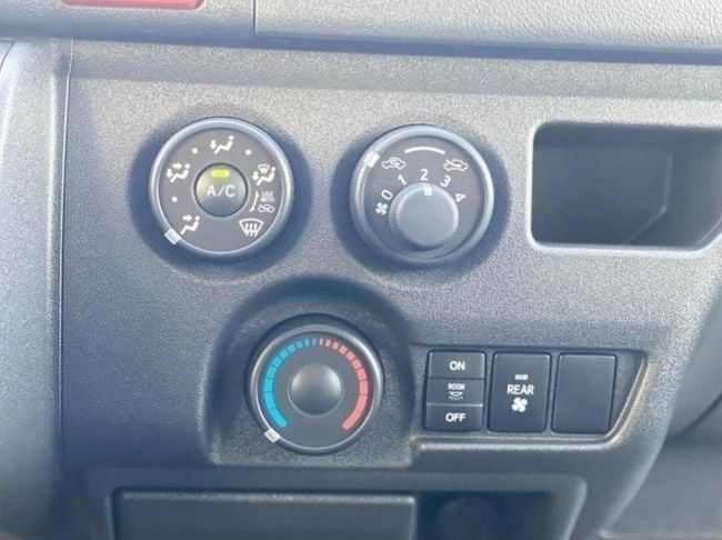 New Toyota HiAce H200 Facelift, 3.0 l, 2025 in Dubai by Soltan Auto, White color. Other | AUTO.AE