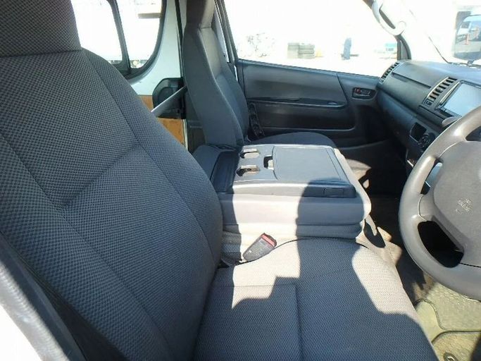 New Toyota HiAce H200 Facelift, 3.0 l, 2016 in Dubai by SK Motors, Grey color. Japanese Specs | AUTO.AE