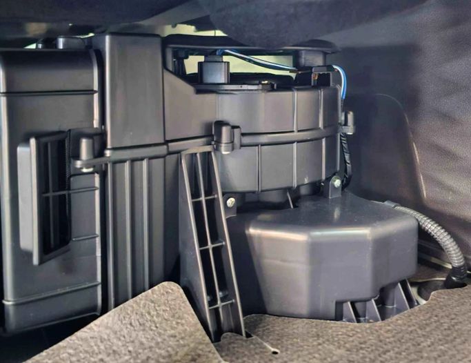 Новый Toyota HiAce H300, 3.5 л, 2025 в Дубае от SK Motors Белый цвет. Other | AUTO.AE