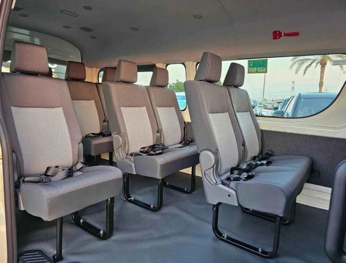 Новый Toyota HiAce H300, 3.5 л, 2025 в Дубае от SK Motors Белый цвет. Other | AUTO.AE