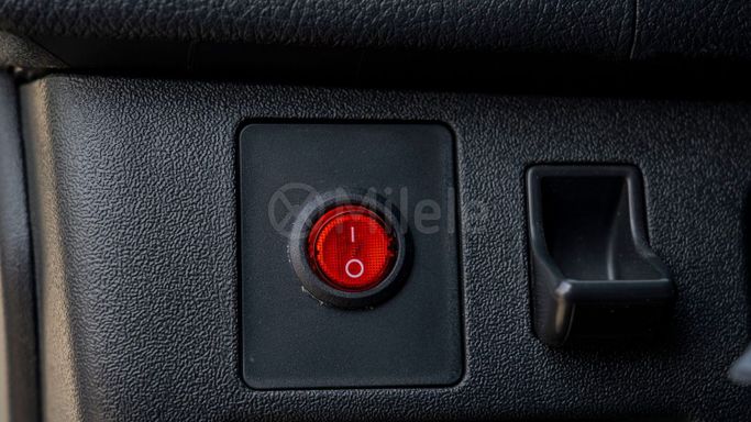 Новый Toyota HiAce H200 Рестайлинг, 3.0 л, 2024 в Дубае от Milele Белый цвет. Other | AUTO.AE