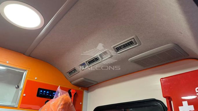 Новый Toyota HiAce H200 Рестайлинг, 2.0 л, 2024 в Дубае от Falcons GT Motors FZCO Белый цвет. Other | AUTO.AE