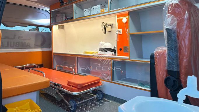 Новый Toyota HiAce H200 Рестайлинг, 2.0 л, 2024 в Дубае от Falcons GT Motors FZCO Белый цвет. Other | AUTO.AE