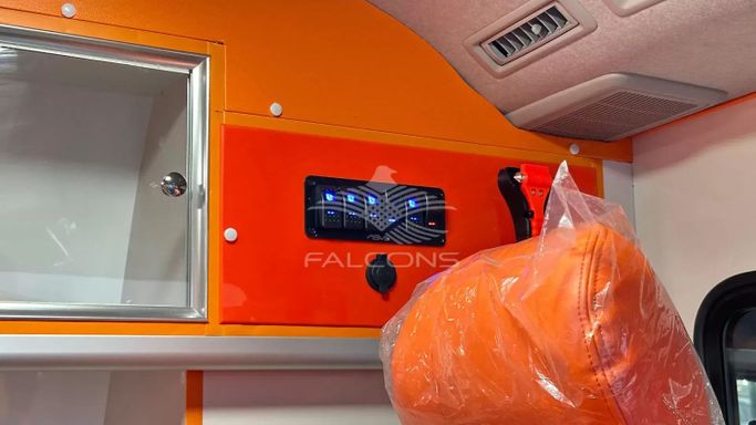 Новый Toyota HiAce H200 Рестайлинг, 2.0 л, 2024 в Дубае от Falcons GT Motors FZCO Белый цвет. Other | AUTO.AE