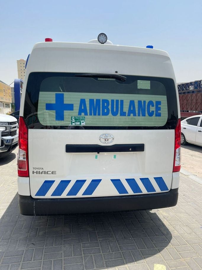 New Toyota HiAce H300, 3.5 l, 2025 in Dubai by Al Saleh Medical Equipment Maintenance, White color. GCC Specs | AUTO.AE