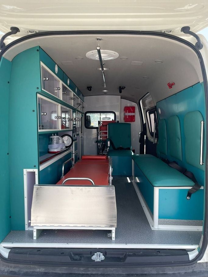 New Toyota HiAce H300, 3.5 l, 2025 in Dubai by Al Saleh Medical Equipment Maintenance, White color. GCC Specs | AUTO.AE