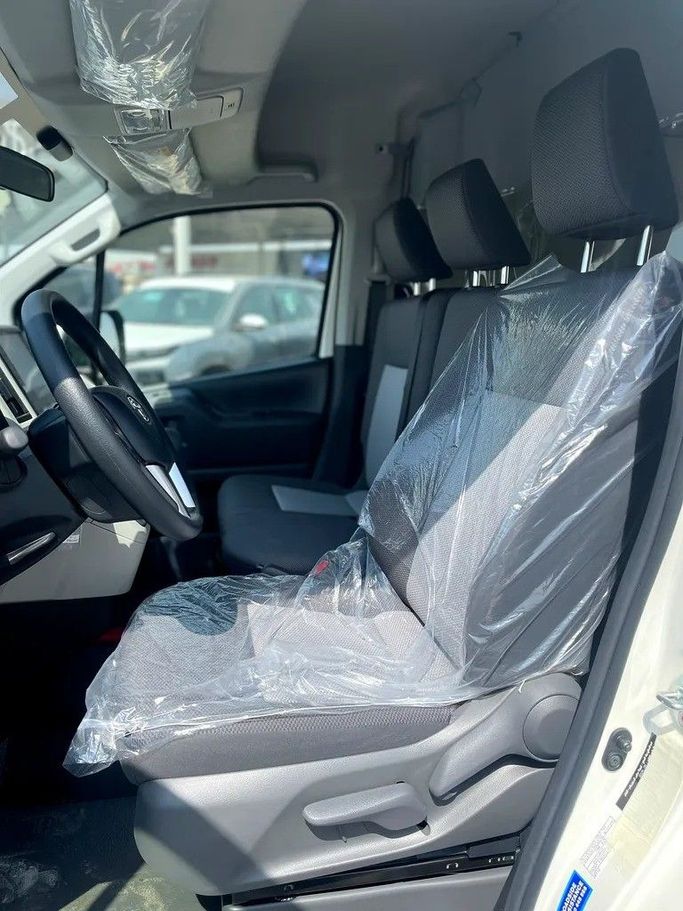 Новый Toyota HiAce H300, 3.5 л, 2025 в Дубае от Shalimar Белый цвет. GCC | AUTO.AE