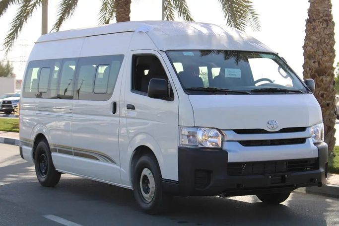 جديدة Toyota HiAce عملية شد الوجه H200, 2.0 l, 2024 في في دبي من Wafrah Automotive Fzco، اللون أبيض. أخرى | AUTO.AE