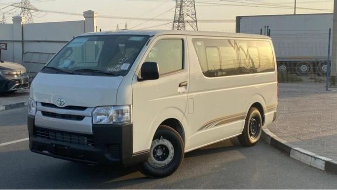 جديدة Toyota HiAce عملية شد الوجه H200, 2.5 l, 2025 في في دبي من Soltan Auto، اللون أبيض. أخرى | AUTO.AE