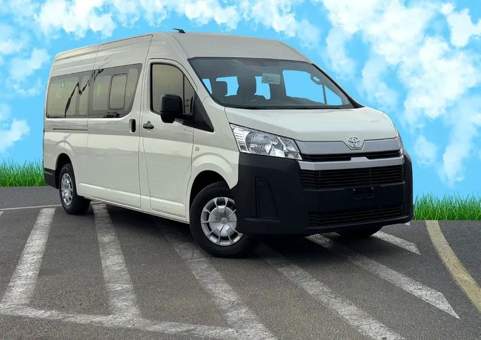جديدة Toyota HiAce H300, 2.8 l, 2026 في في دبي من AL Bouroj Motor، اللون أبيض. مواصفات الخليج | AUTO.AE