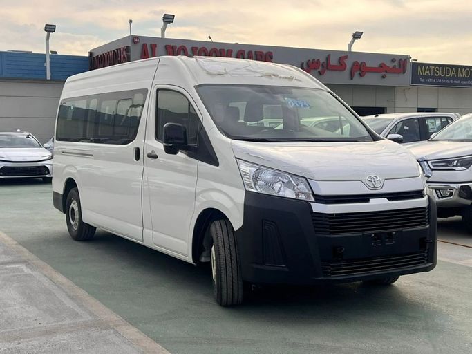 Новый Toyota HiAce H300, 3.5 л, 2026 в Дубае от AL NOJOOM CARS Белый цвет. GCC | AUTO.AE