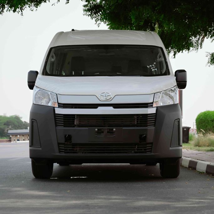 Новый Toyota HiAce H300, 3.5 л, 2025 в Дубае от Auto Vision LLC Белый цвет.  | AUTO.AE