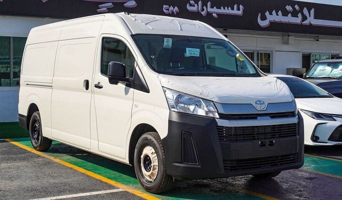 جديدة Toyota HiAce H300, 3.5 l, 2025 في في دبي من Atlantis Motors FZE، اللون أبيض. مواصفات الخليج | AUTO.AE | إعلان #265910