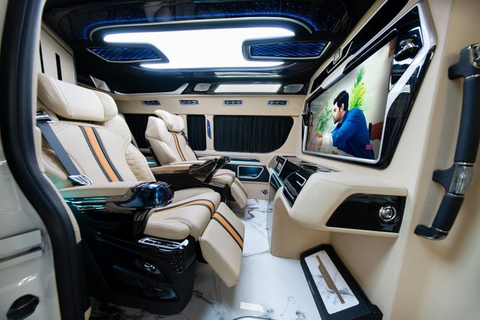 New Toyota HiAce H300, 3.5 l, 2026 in Dubai by BARUGZAI MOTORS, Black color. GCC Specs | AUTO.AE | Listing #269922