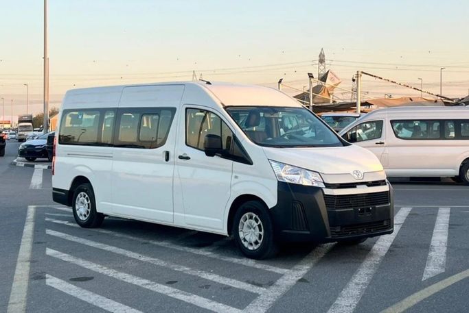 Used Toyota HiAce H300, 3.5 l, 2021 in Dubai by SIKANDAR MOTORS, White color. GCC Specs | AUTO.AE | Listing #270092