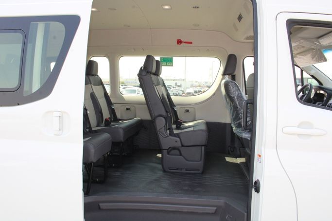 جديدة Toyota HiAce H300، 3.5 لتر، 2026 في الإمارات، دبي من Wafrah Automotive Fzco، اللون أبيض. مواصفات الخليج | AUTO.AE | إعلان #295559 — صورة 12 من 19