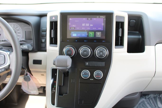 جديدة Toyota HiAce H300، 3.5 لتر، 2026 في الإمارات، دبي من Wafrah Automotive Fzco، اللون أبيض. مواصفات الخليج | AUTO.AE | إعلان #295559 — صورة 14 من 19
