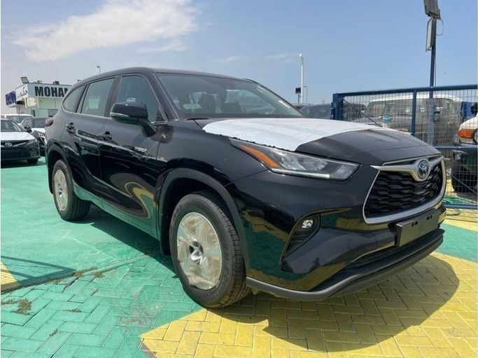 New Toyota Highlander IV (U70), 2.5 l, 2024 in Dubai by Mohamed Hakim Motors, Black color. GCC Specs | AUTO.AE