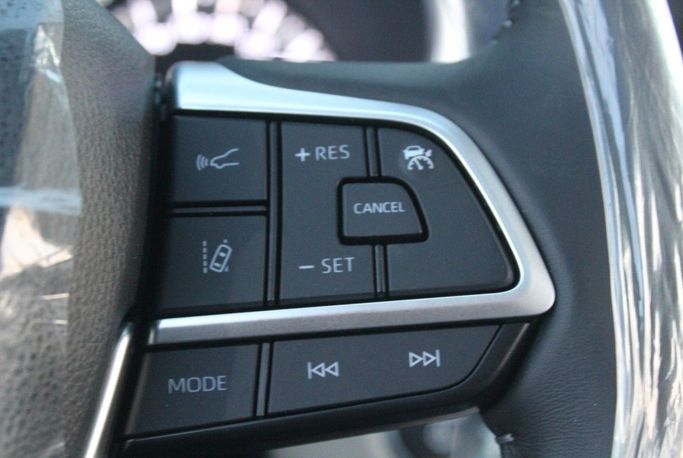 Новый Toyota Highlander IV (U70), 2.5 л, 2023 в Дубае от Titanum Cars Черный цвет. Other | AUTO.AE