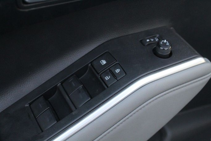 Новый Toyota Highlander IV (U70), 2.5 л, 2023 в Дубае от Titanum Cars Черный цвет. Other | AUTO.AE