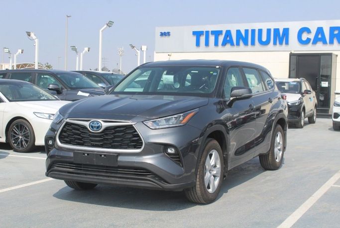 Новый Toyota Highlander IV (U70), 2.5 л, 2023 в Дубае от Titanum Cars Серый цвет. Other | AUTO.AE