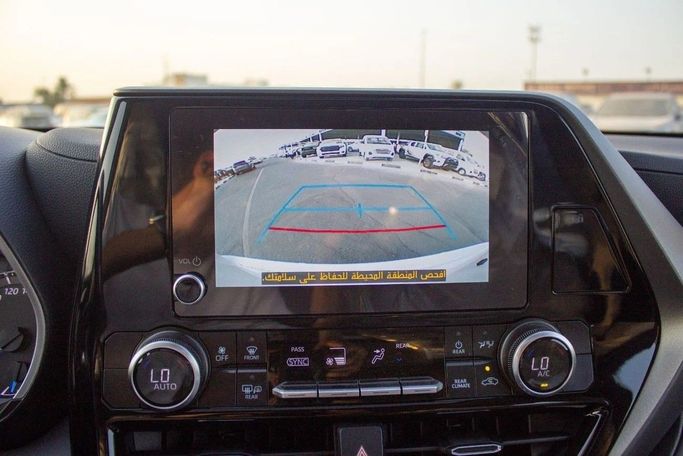 Новый Toyota Highlander IV (U70), 2.5 л, 2025 в Дубае от Al Rawnaq Motors  Черный цвет. GCC | AUTO.AE