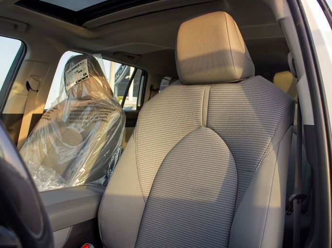 Новый Toyota Highlander IV (U70), 2.5 л, 2025 в Дубае от Al Rawnaq Motors  Белый цвет. GCC | AUTO.AE