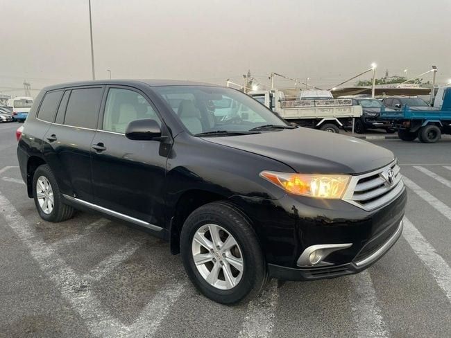Used Toyota Highlander II (U40) Facelift, 3.5 l, 2012 in Dubai by SIKANDAR MOTORS, Black color. American Specs | AUTO.AE