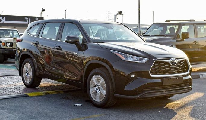 جديدة Toyota Highlander IV (U70), 2.5 l, 2024 في في دبي من Atlantis Motors FZE، اللون أسود. مواصفات الخليج | AUTO.AE | إعلان #265455
