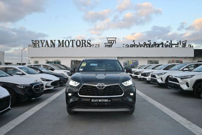 جديدة Toyota Highlander IV (U70), 2.5 l, 2025 في في دبي من RMG Automobiles، اللون أسود. مواصفات الخليج | AUTO.AE | إعلان #266118
