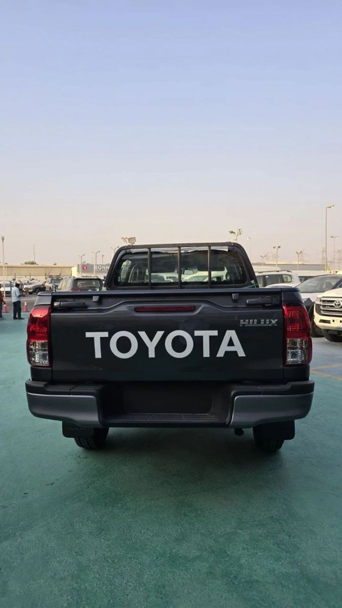 New Toyota Hilux VIII Facelift, 2.4 l, 2025 in Dubai by Mohamed Hakim Motors, Grey color. Other | AUTO.AE
