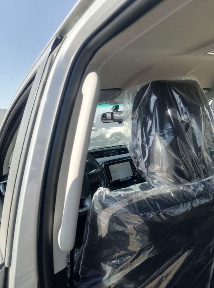 New Toyota Hilux VIII Facelift, 2.4 l, 2023 in Dubai by Mohamed Hakim Motors, Grey color. GCC Specs | AUTO.AE