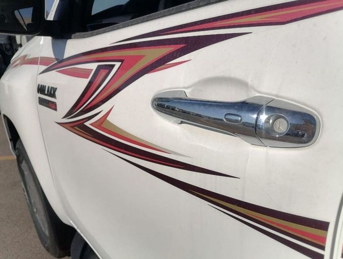 New Toyota Hilux VIII Facelift, 2.4 l, 2023 in Dubai by Mohamed Hakim Motors, White color. GCC Specs | AUTO.AE