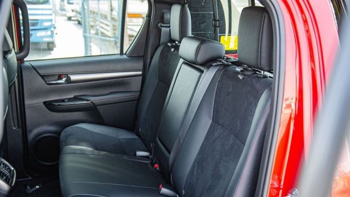 New Toyota Hilux VIII Facelift, 4.0 l, 2023 in Dubai by Mohamed Hakim Motors, Red color. GCC Specs | AUTO.AE