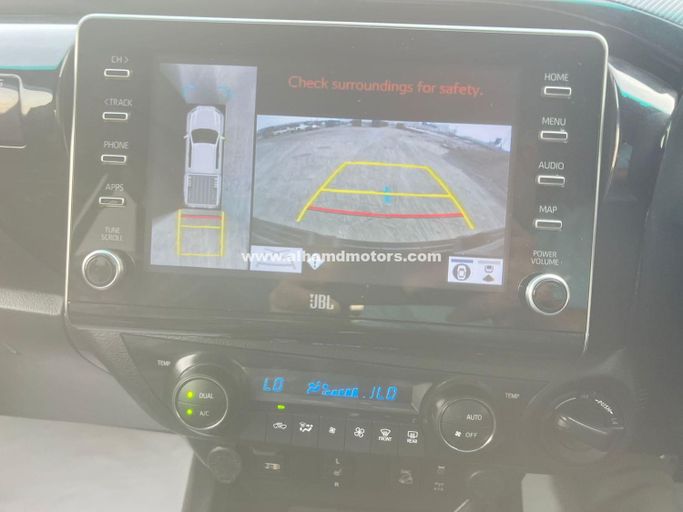 Used Toyota Hilux VIII Facelift 2, 2.8 l, 2024 in Dubai by Alhamd Motors, Black color. Other | AUTO.AE