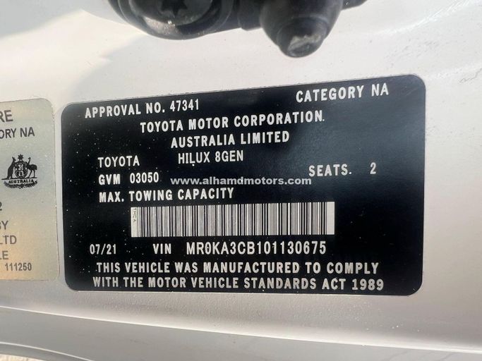 Used Toyota Hilux Extra Cab VIII Facelift, 2.8 l, 2021 in Dubai by Alhamd Motors, White color. Other | AUTO.AE