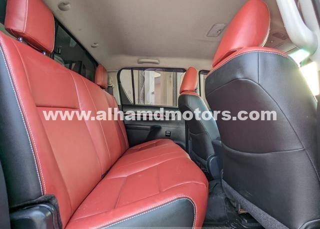 Used Toyota Hilux VIII Facelift, 2.7 l, 2020 in Dubai by Alhamd Motors, Bronze color. Other | AUTO.AE