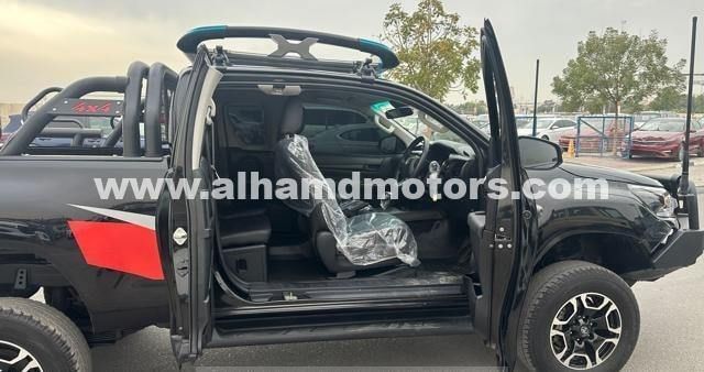Used Toyota Hilux VIII Facelift, 2.8 l, 2022 in Dubai by Alhamd Motors, Black color. Other | AUTO.AE