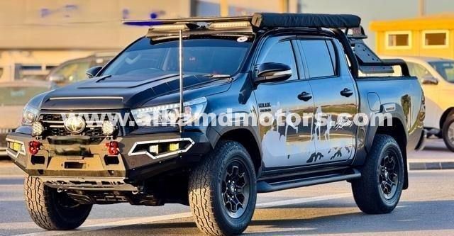 Used Toyota Hilux VIII, 2.8 l, 2016 in Dubai by Alhamd Motors, Grey color. Other | AUTO.AE