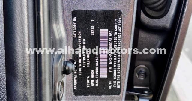 Used Toyota Hilux VIII, 2.8 l, 2016 in Dubai by Alhamd Motors, Grey color. Other | AUTO.AE