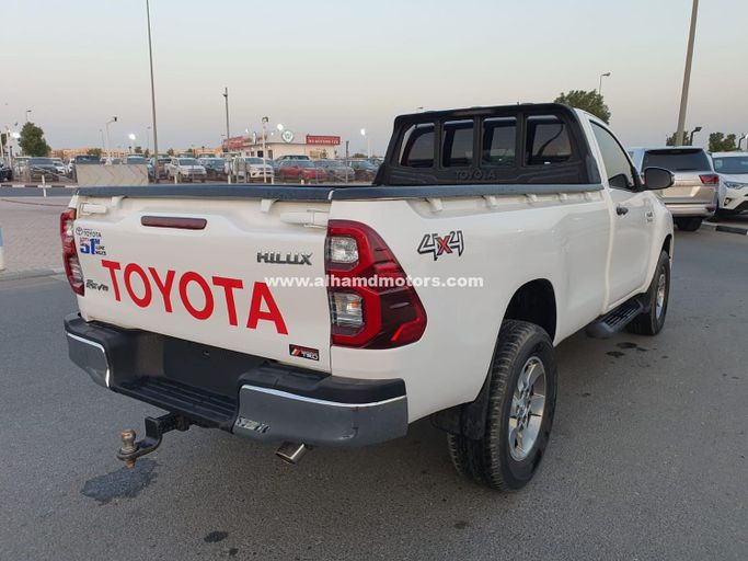 Used Toyota Hilux VIII, 2.8 l, 2020 in Dubai by Alhamd Motors, White color. Other | AUTO.AE