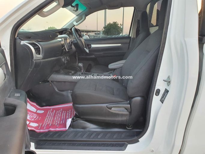 Used Toyota Hilux VIII, 2.8 l, 2020 in Dubai by Alhamd Motors, White color. Other | AUTO.AE