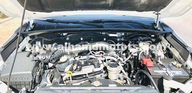 Подержанный Toyota Hilux VIII, 2.7 л, 2020 в Дубае от Alhamd Motors Белый цвет. Other | AUTO.AE