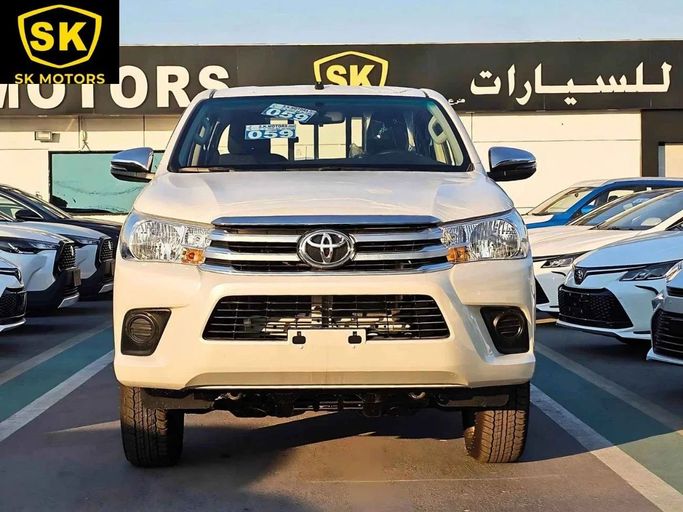 Новый Toyota Hilux VIII Рестайлинг, 2.7 л, 2025 в Дубае от SK Motors Белый цвет. GCC | AUTO.AE