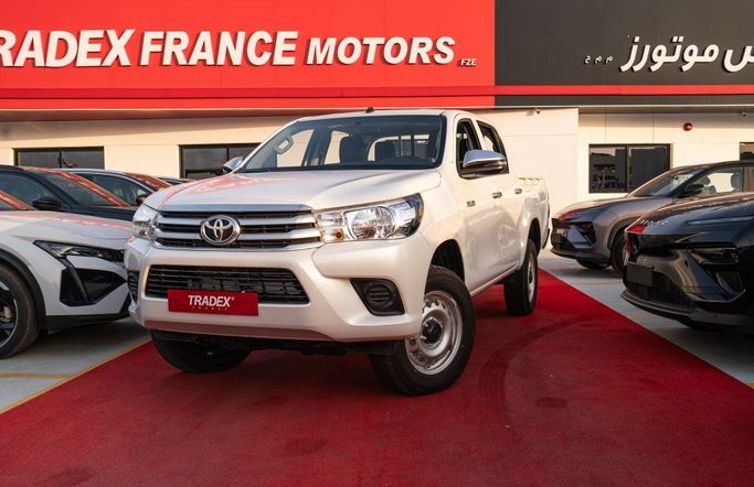 Новый Toyota Hilux VIII Рестайлинг 2, 2.4 л, 2025 в Дубае от TRADEX FRANCE MOTORS Белый цвет. Other | AUTO.AE