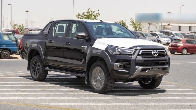 New Toyota Hilux VIII Facelift, 4.0 l, 2025 in Dubai by Najem Motors, Black color. GCC Specs | AUTO.AE